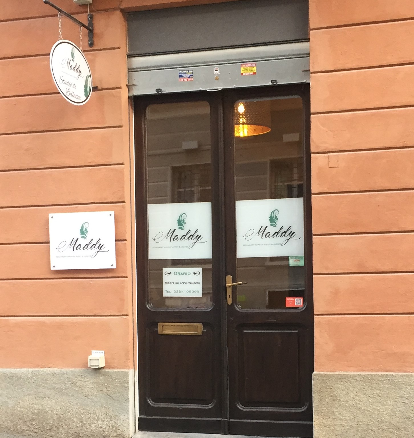 Ingresso dello studio